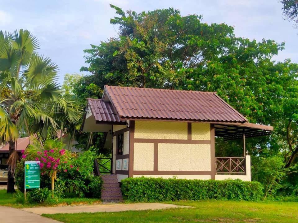 Rs Phong Riverside Resort Khon Kaen Ngoại thất bức ảnh